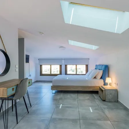 Penelope Luxury Suites Fourka Exterior photo