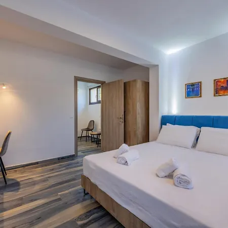 Penelope Luxury Suites Fourka Exterior photo