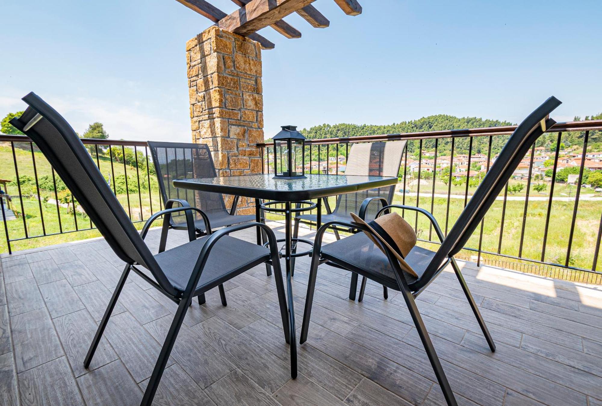 Penelope Luxury Apartment Fourka