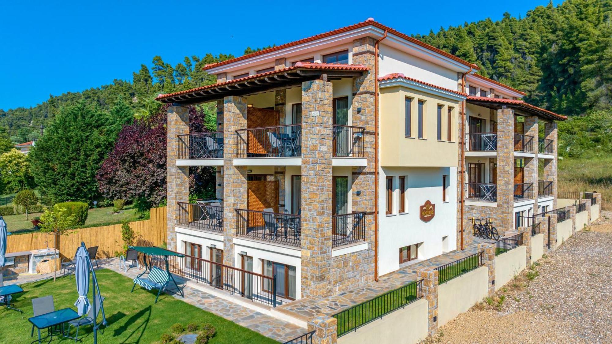 Penelope Luxury