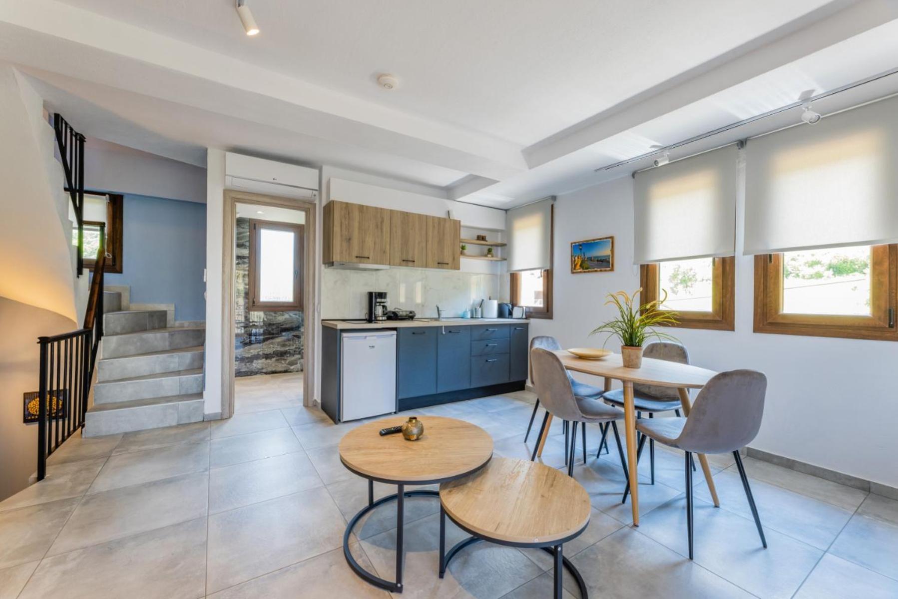 Penelope Luxury Apartment Fourka